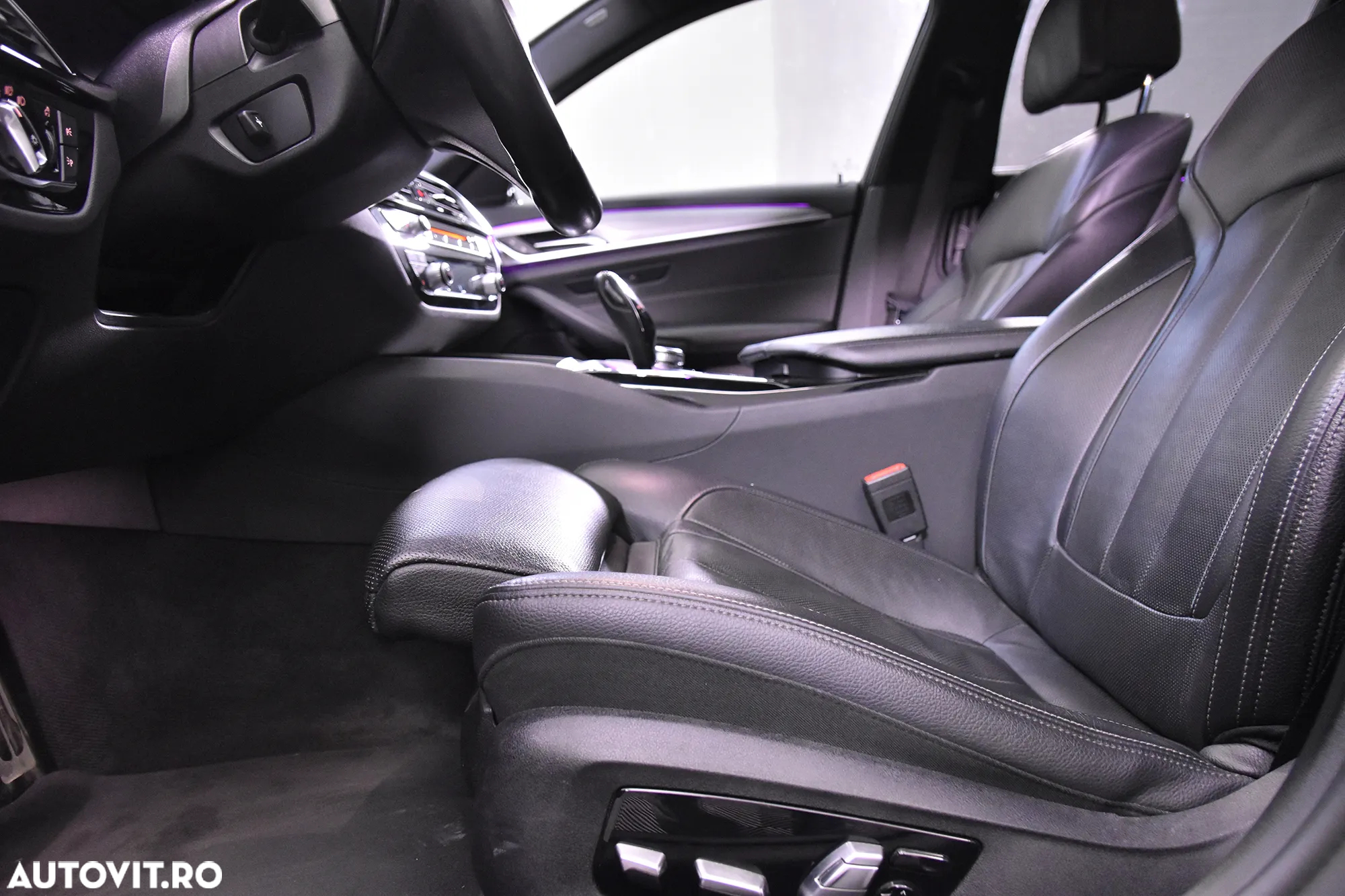 BMW Seria 5 - 26
