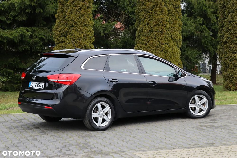 Kia Ceed 1.6 GDI DCT Platinum Edition - 19