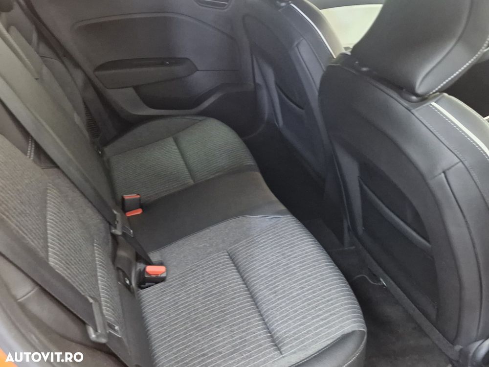 Renault Clio V E-Tech 145 Techno - 8