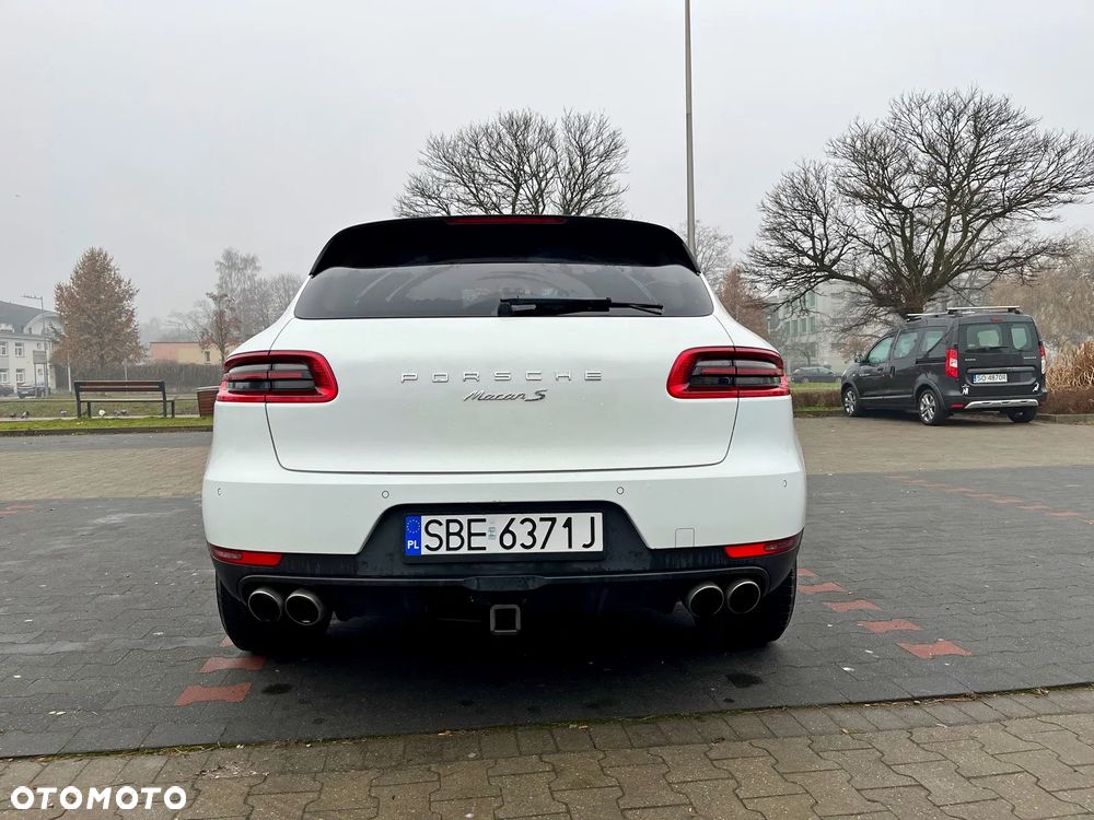 Porsche Macan S - 13