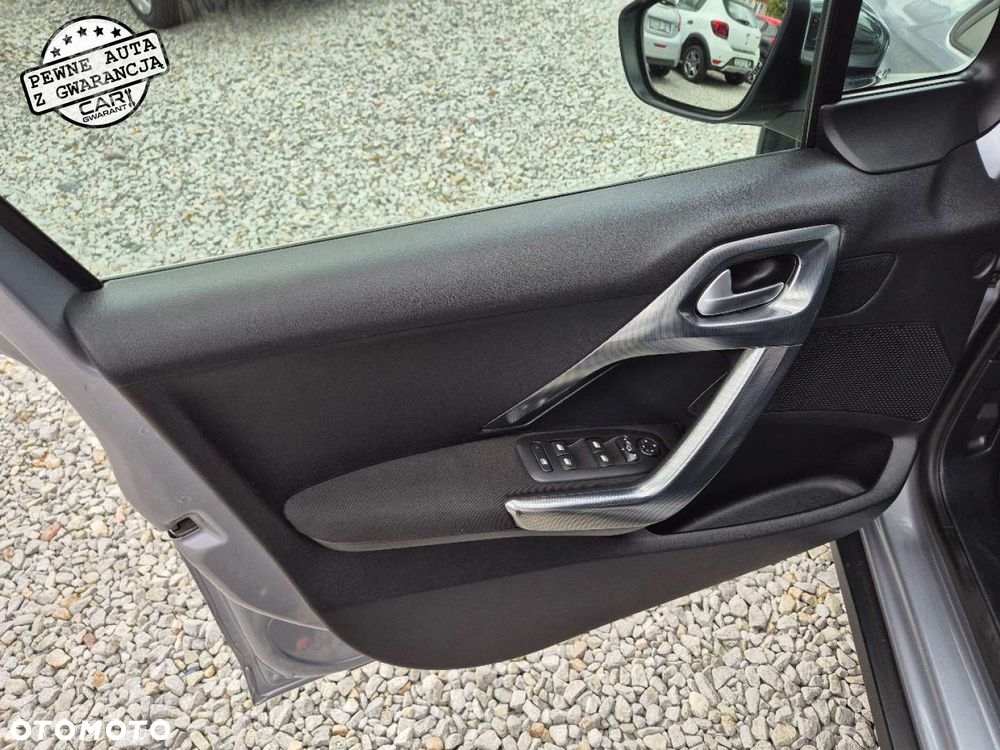 Peugeot 2008 - 12