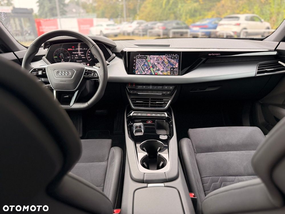 Audi e-tron GT - 18