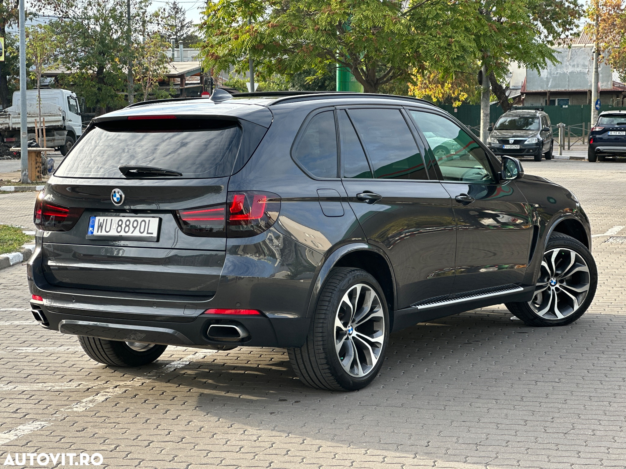 BMW X5 xDrive50i Sport-Aut. - 8