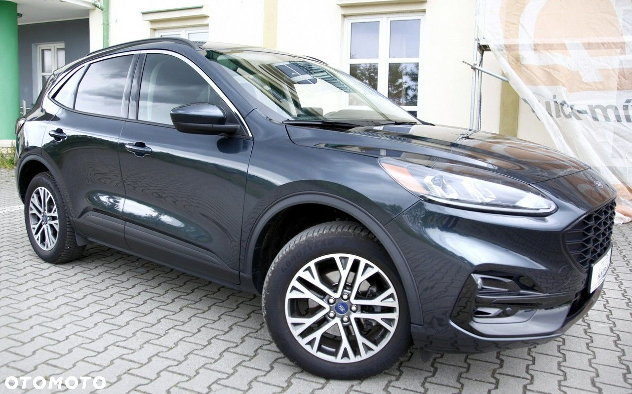 Ford Kuga - 25