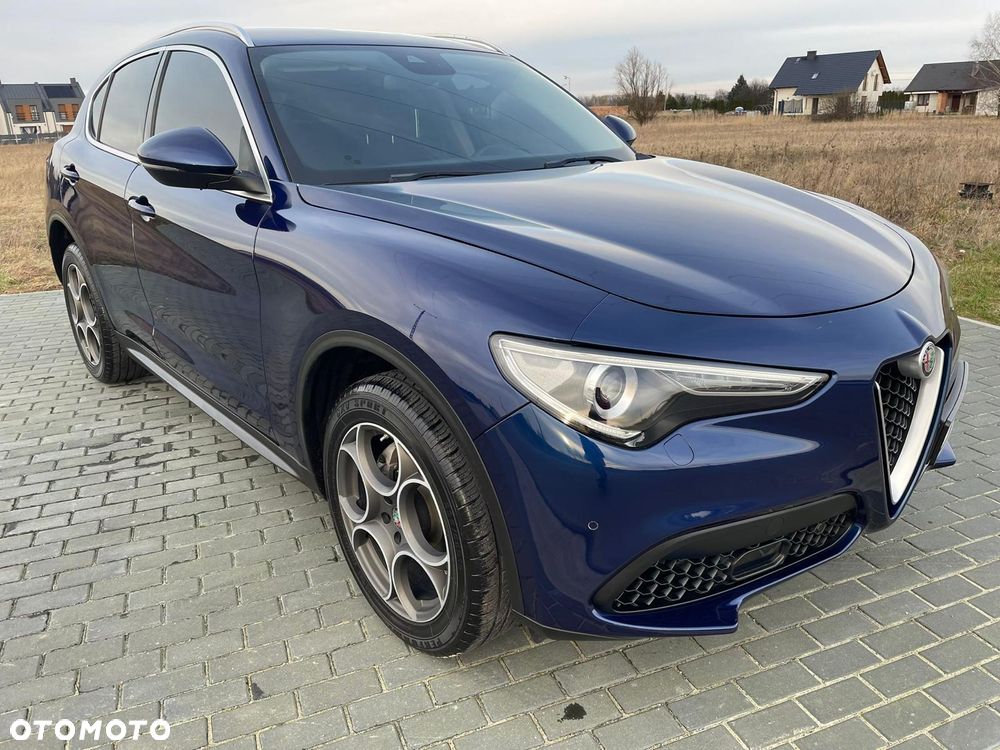 Alfa Romeo Stelvio 2.0 Turbo 16V AT8-Q4 Executive - 2