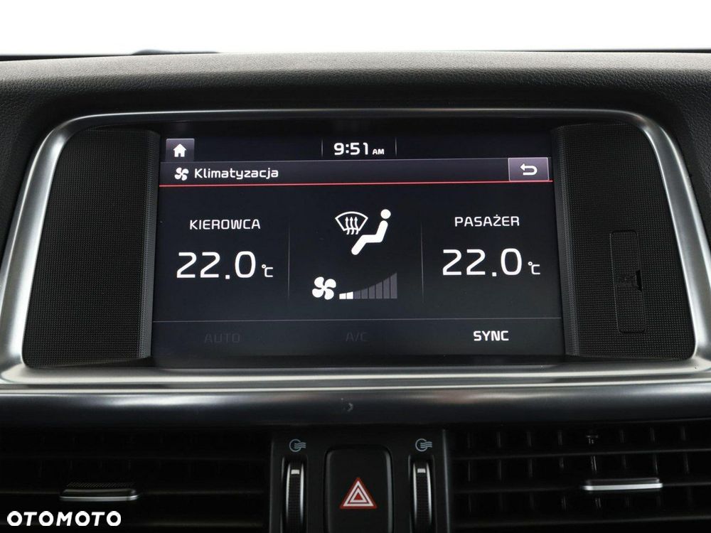 Kia Optima Plug-in Hybrid - 26