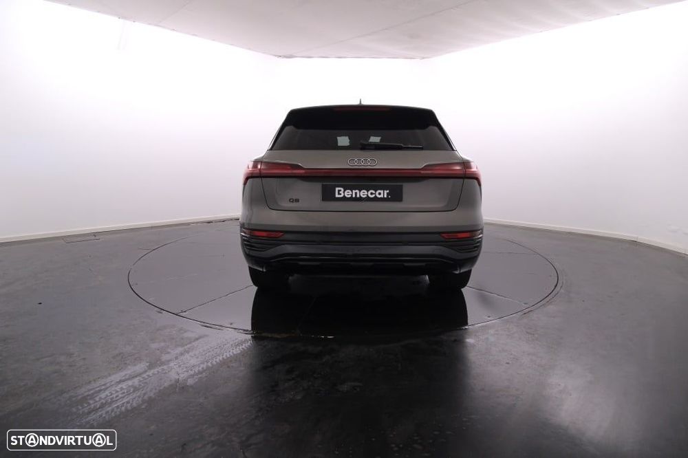 Audi Q8 e-Tron 55 quattro Advanced - 6