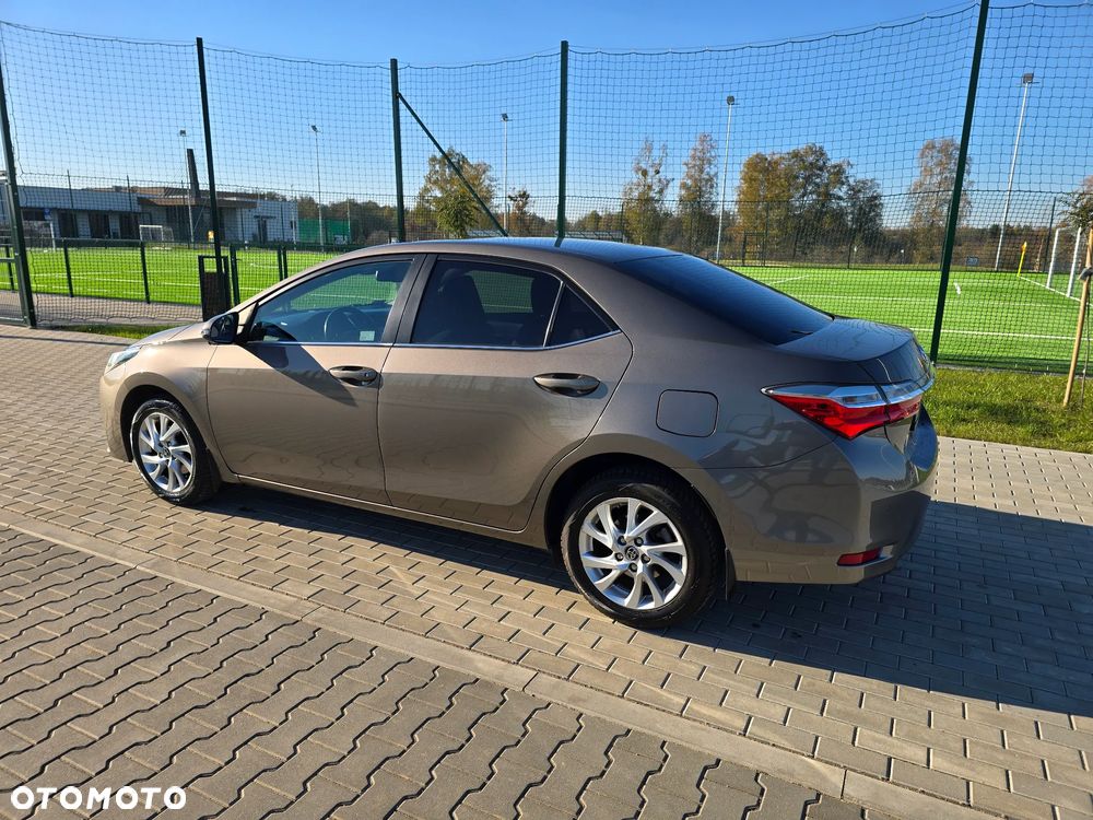 Toyota Corolla 1.6 Comfort - 15