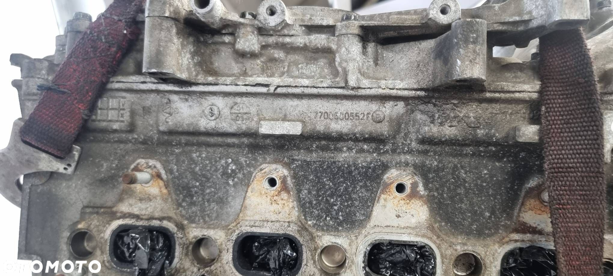 SILNIK SŁUPEK RENAULT CLIO II K4M 714 1.6 - 2