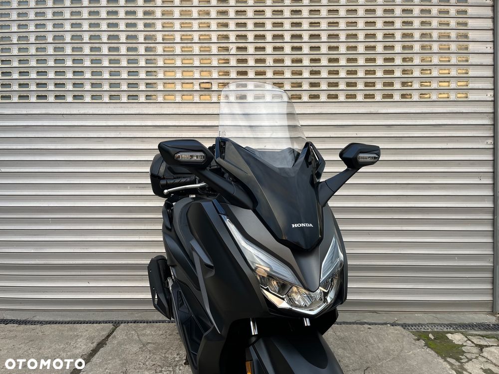 Honda NSS - 23