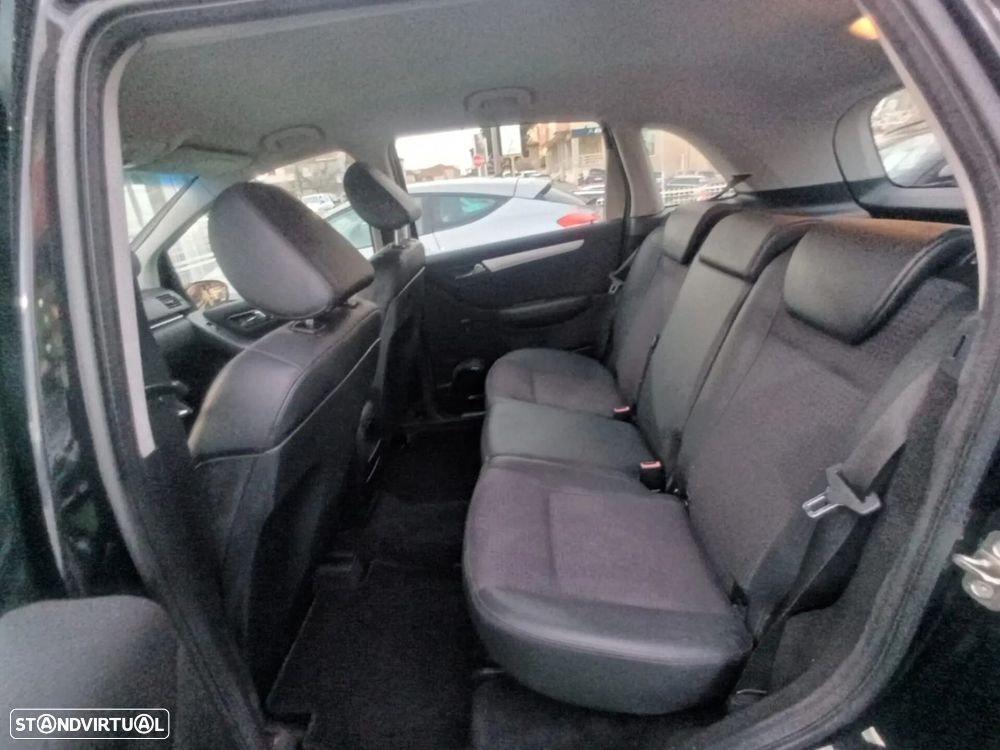 Mercedes-Benz B 180 CDI Autotronic - 21