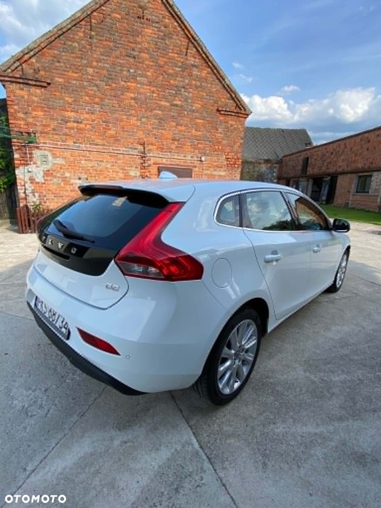 Volvo V40 D2 - 3