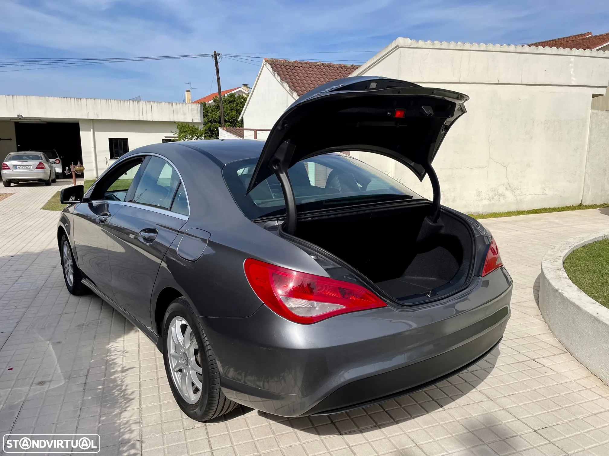 Mercedes-Benz CLA 180 CDi - 23