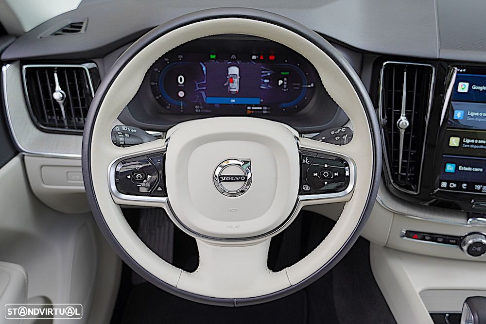 Volvo XC 60 2.0 T6 PHEV Plus Bright AWD - 35