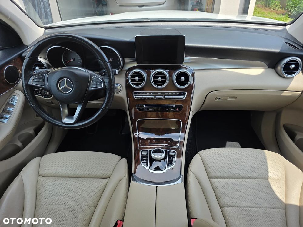 Mercedes-Benz GLC - 6