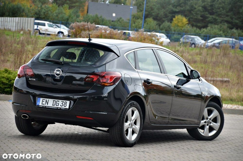Opel Astra - 10