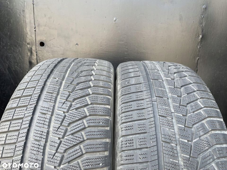 25545R20 Hankook Winter I-Cept Evo 2 SUV 6,8mm - 2