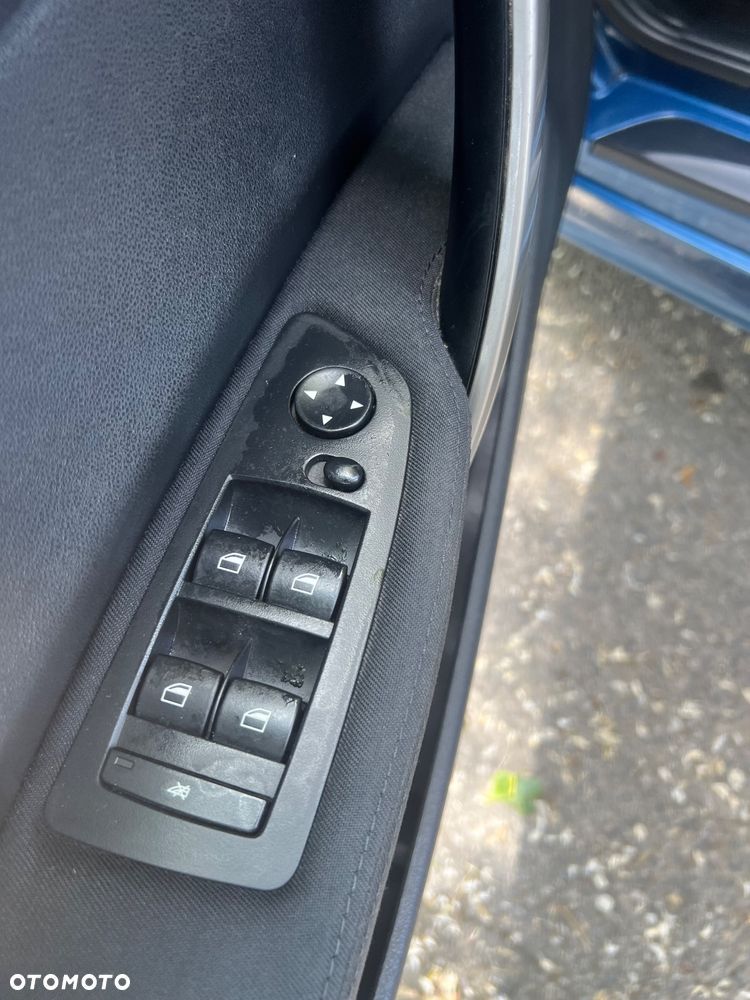 BMW Seria 1 118i - 16