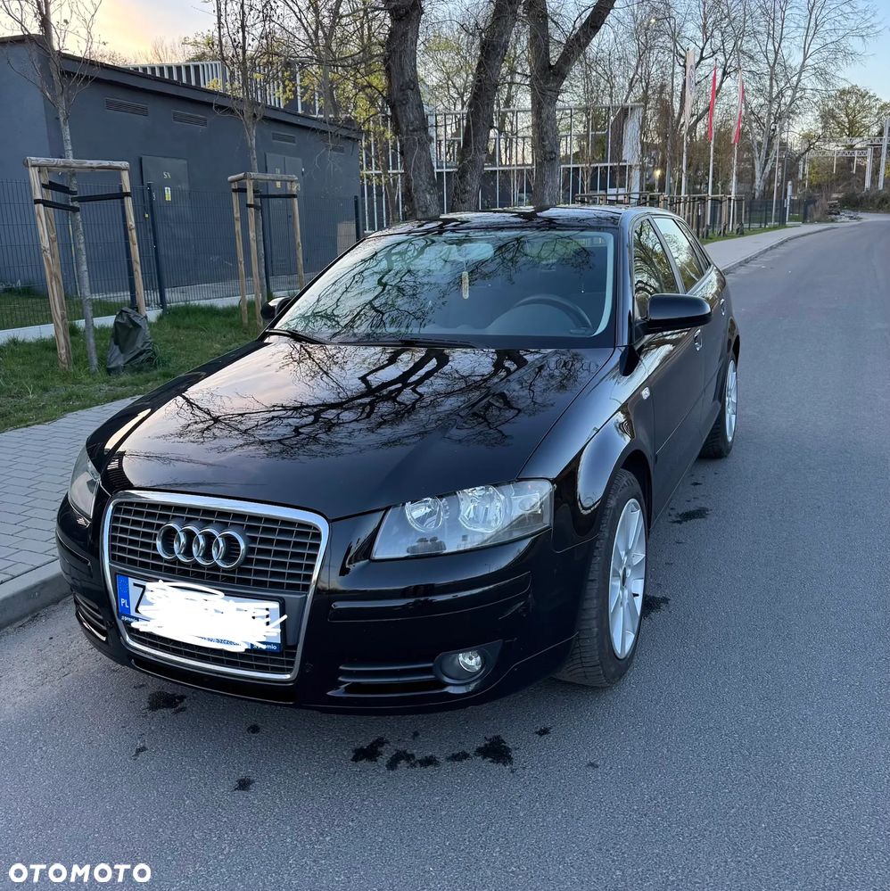 Audi A3 Sportback - 1
