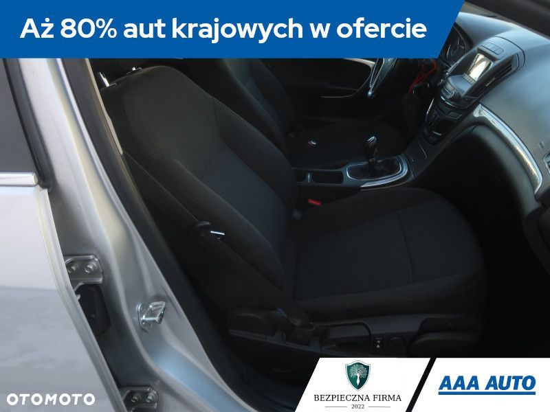 Opel Insignia - 11
