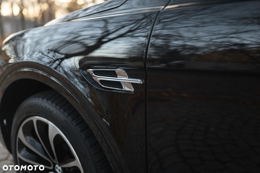 Bentley Bentayga - 11