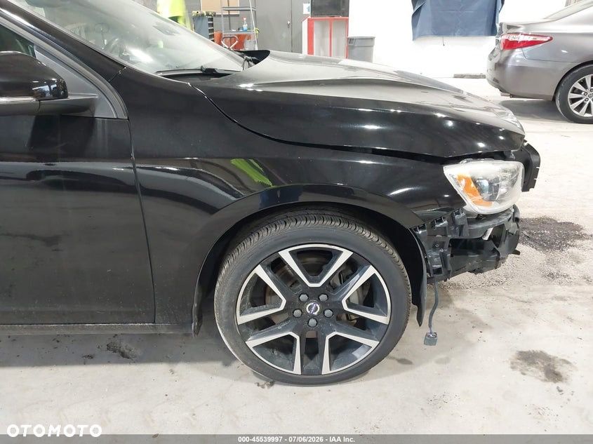 Volvo S60 - 9