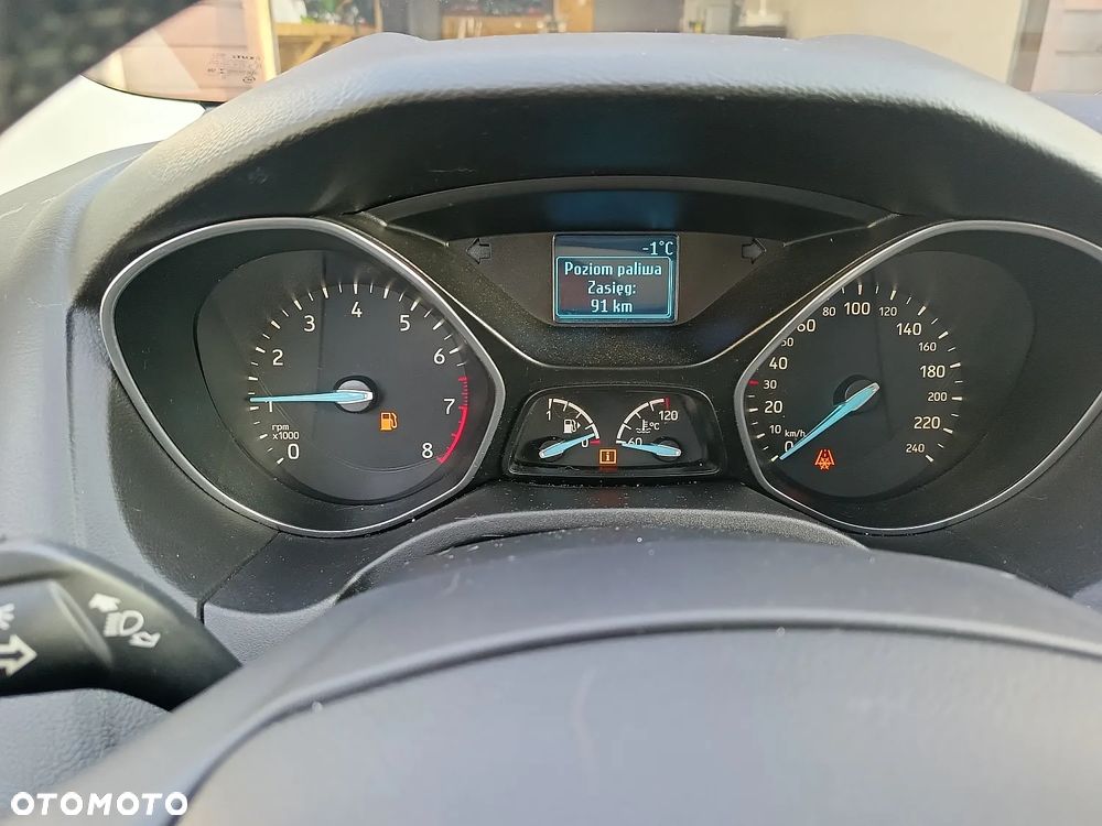 Ford Focus 1.6 Trend - 19