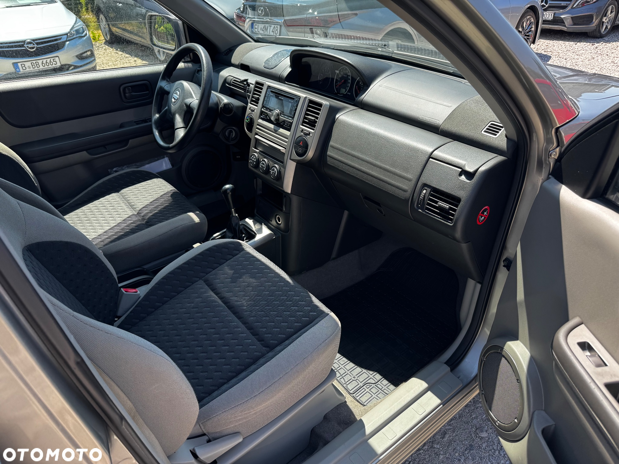 Nissan X-Trail 2.0 Comfort - 24