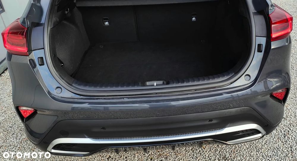 Kia XCeed 1.5 T-GDI M - 28