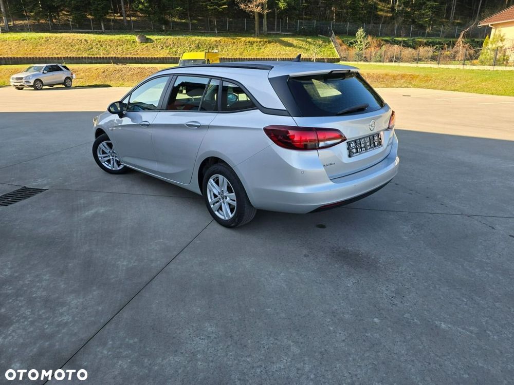 Opel Astra - 6
