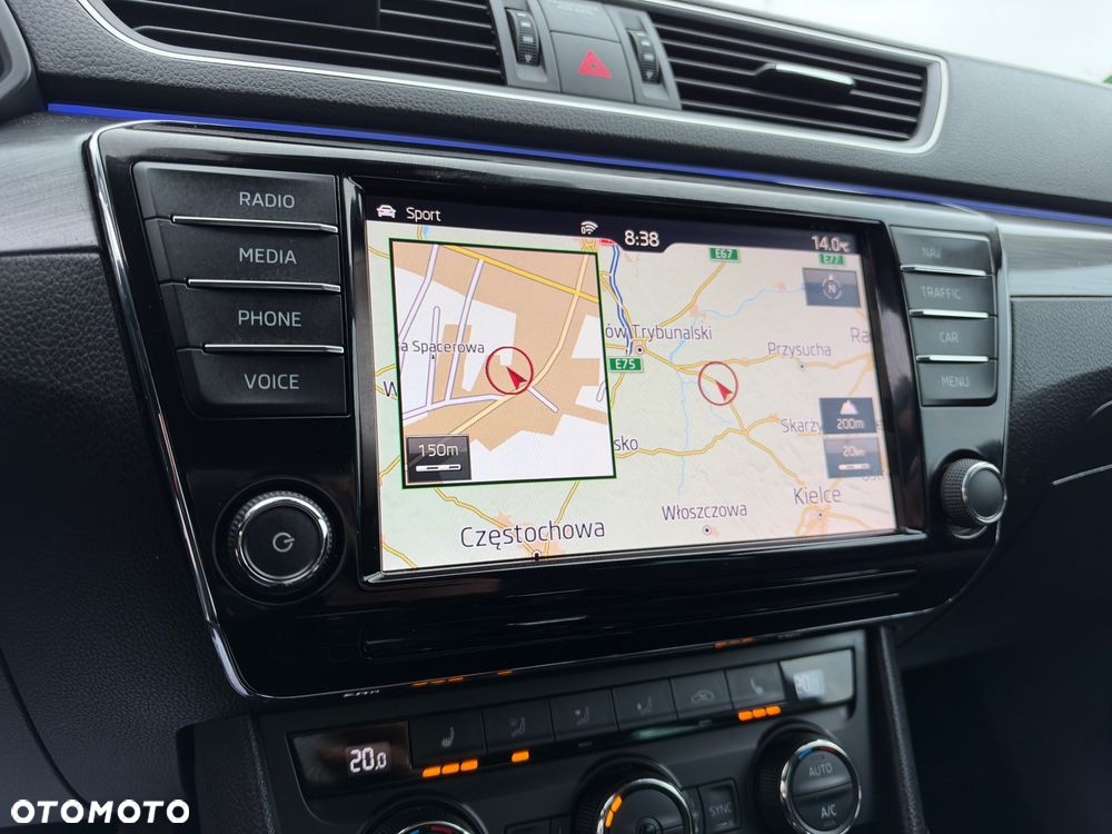 Skoda Superb 2.0 TDI DSG L&K - 17