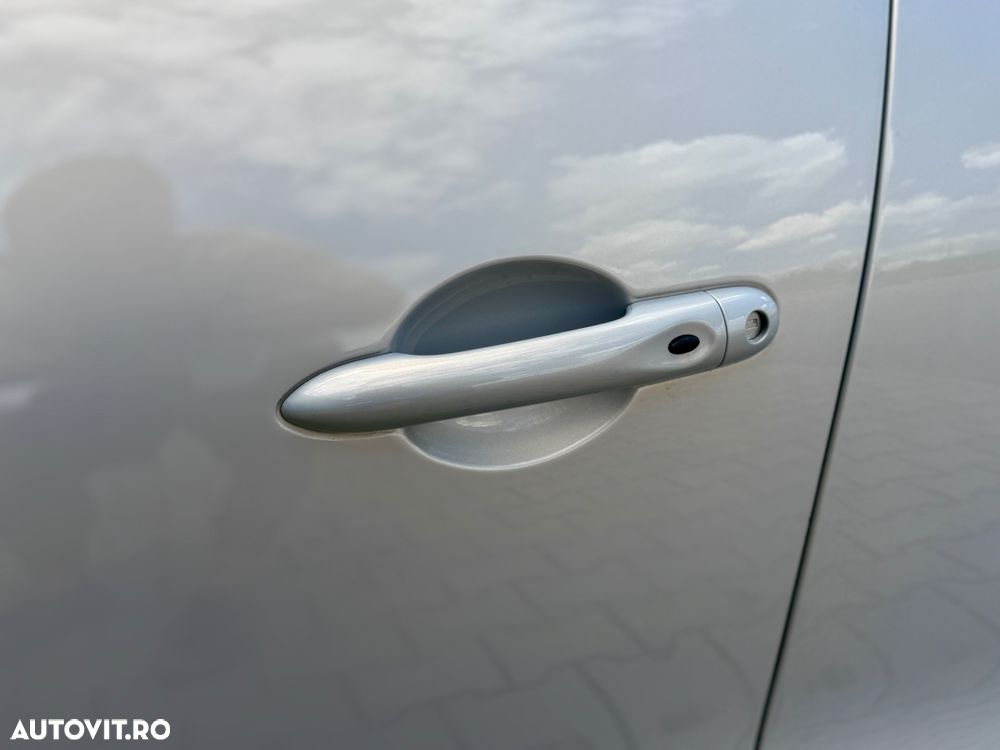 Renault Clio - 33