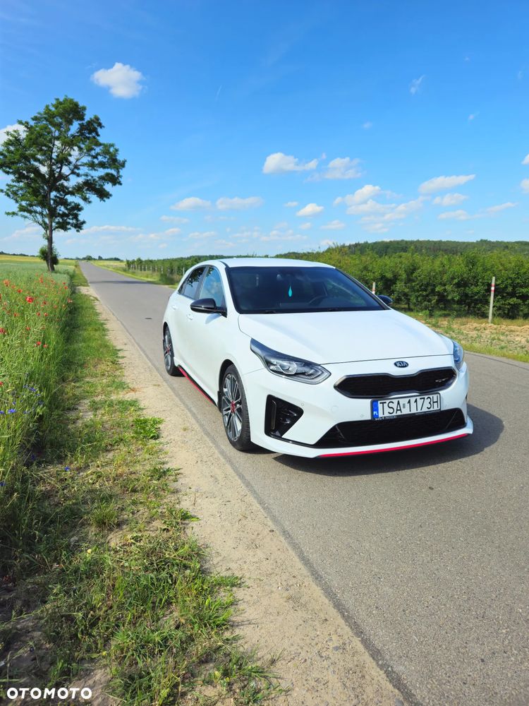 Kia Ceed 1.6 T-GDI GT DCT - 3