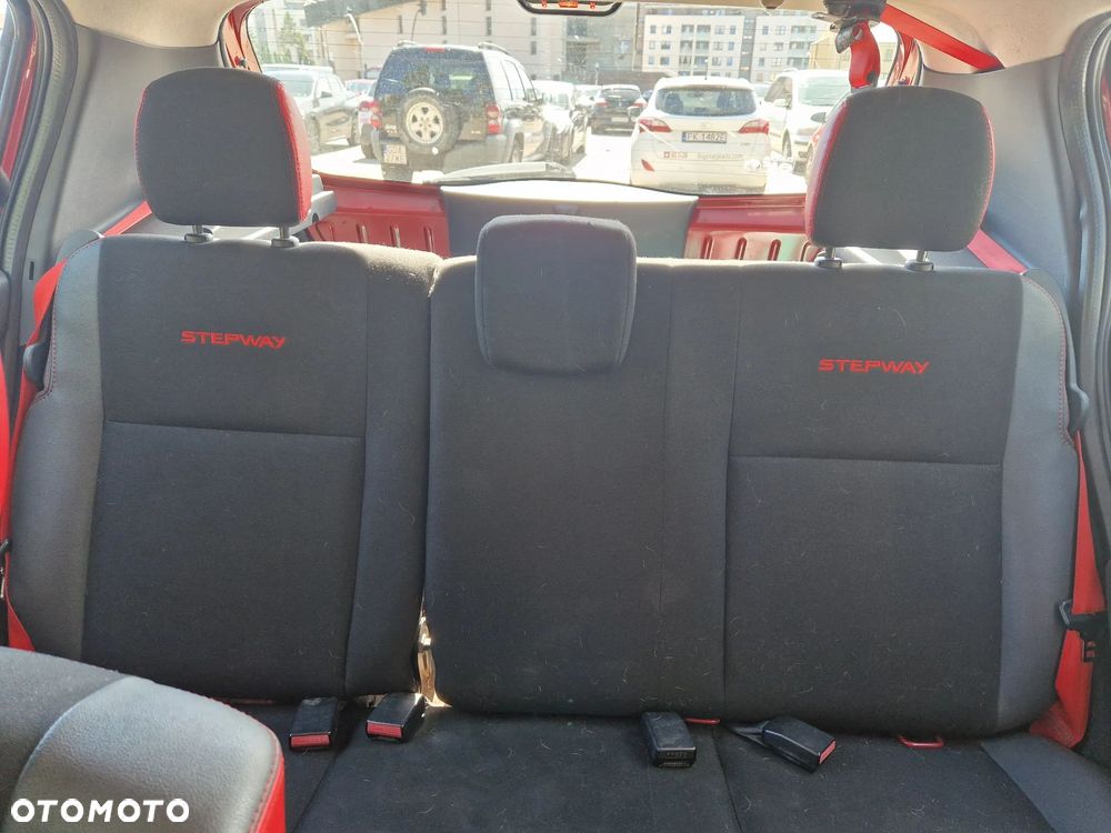 Dacia Sandero Stepway2 1.6 - 7