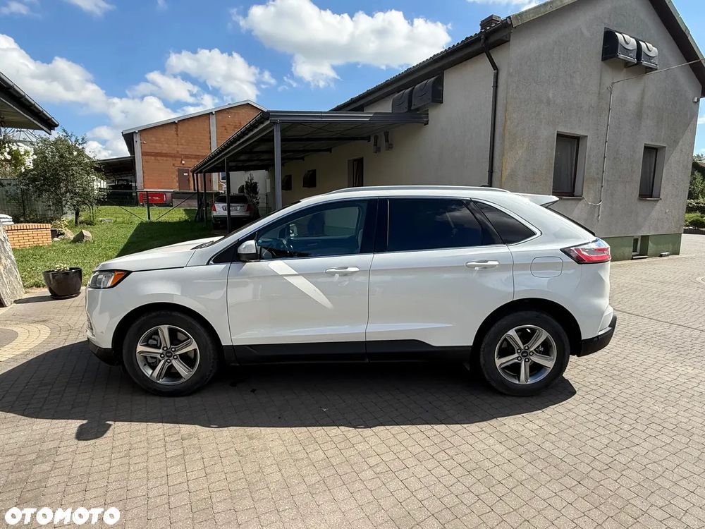 Ford Edge - 4