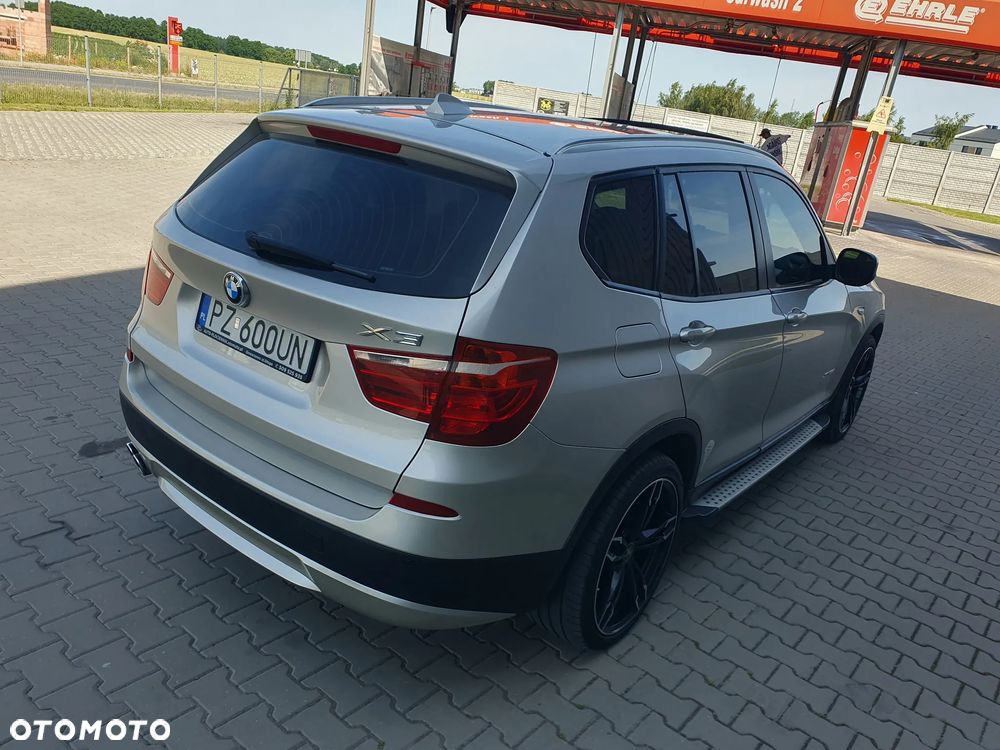 BMW X3 xDrive30d Sport-Aut - 4
