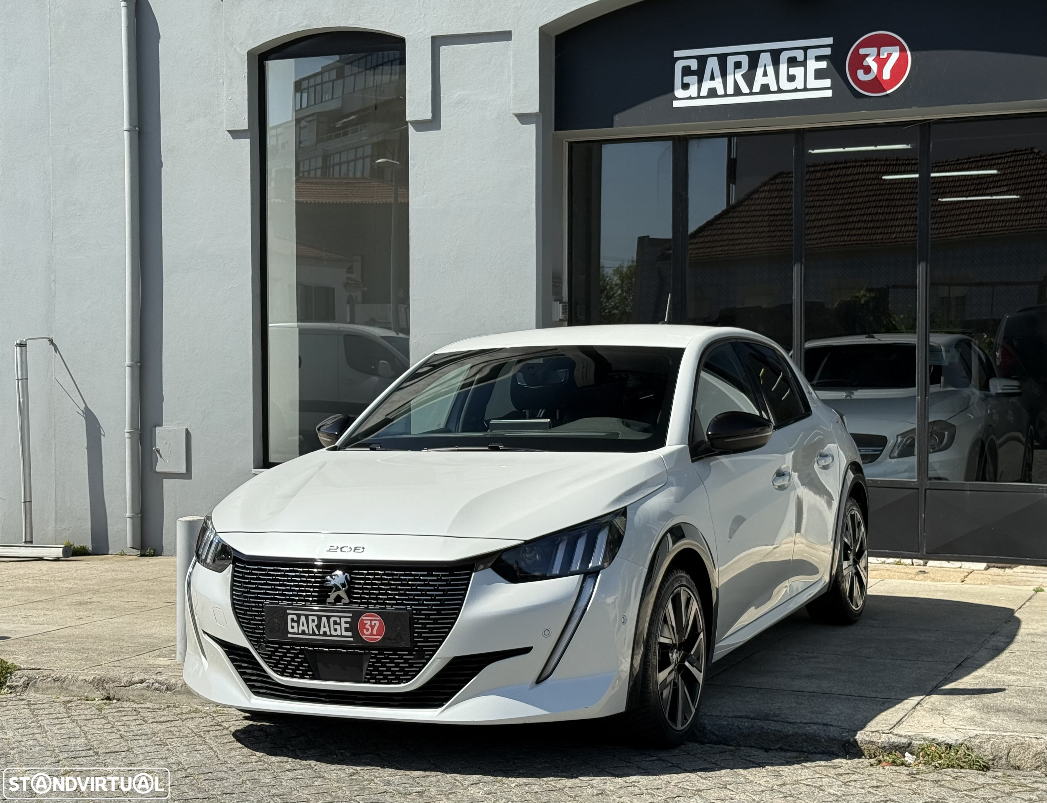 Peugeot 208 1.2 PureTech GT - 3