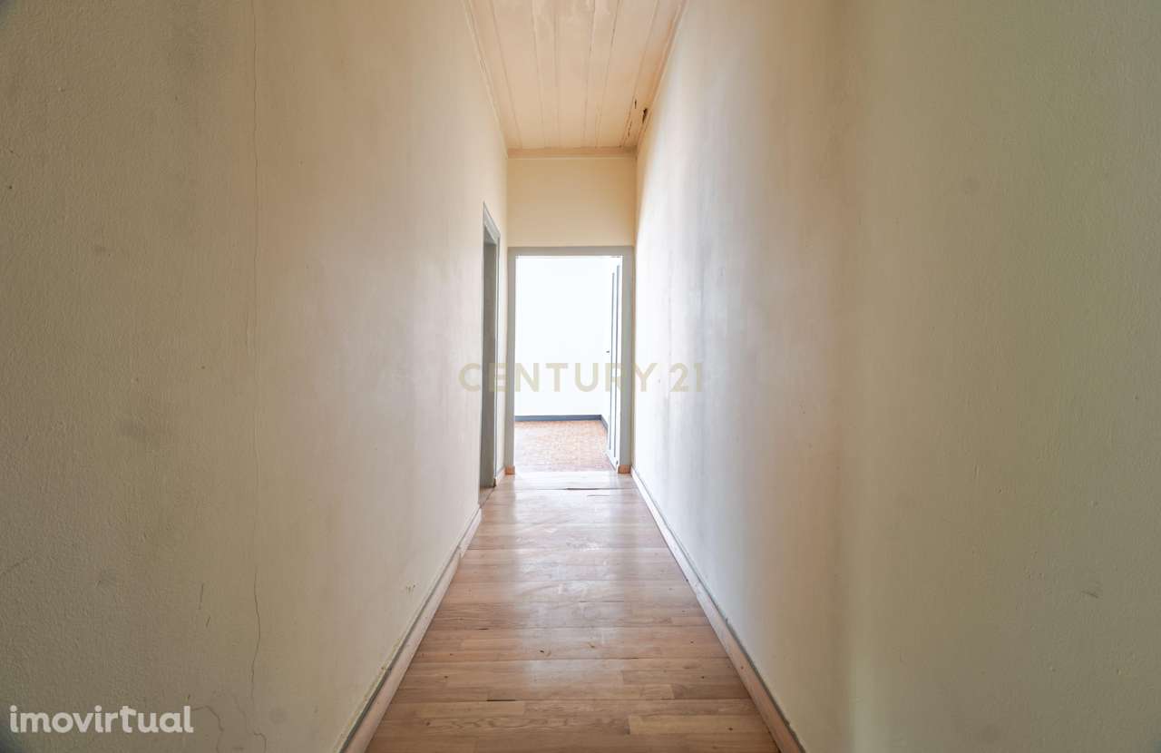 Prédio com vista rio para renovação | Centro Histórico de Setúbal - Grande imagem: 5/20