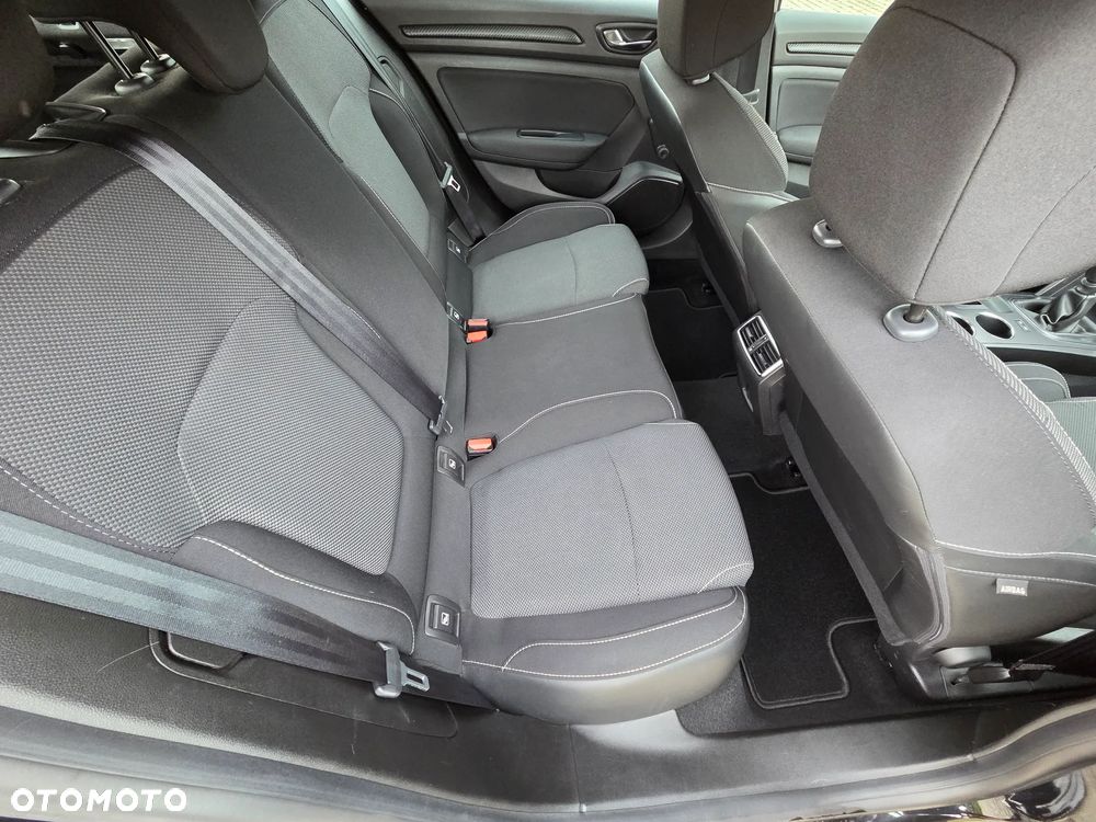Renault Megane ENERGY TCe 100 EXPERIENCE - 24