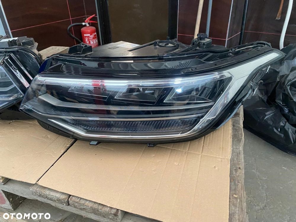 lampa przednia lewa vw tiguan ii lift 2022 rok 5nb941035g - 1