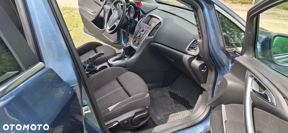 Opel Astra 1.6 T SIDI Cosmo EU6 - 8