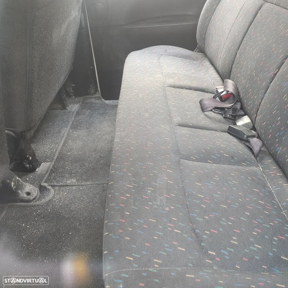 Hyundai H-1 - 8