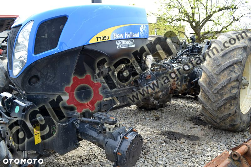 New Holland części używane skrzynia biegów most oś silnik zwolnica kabina koła - 2