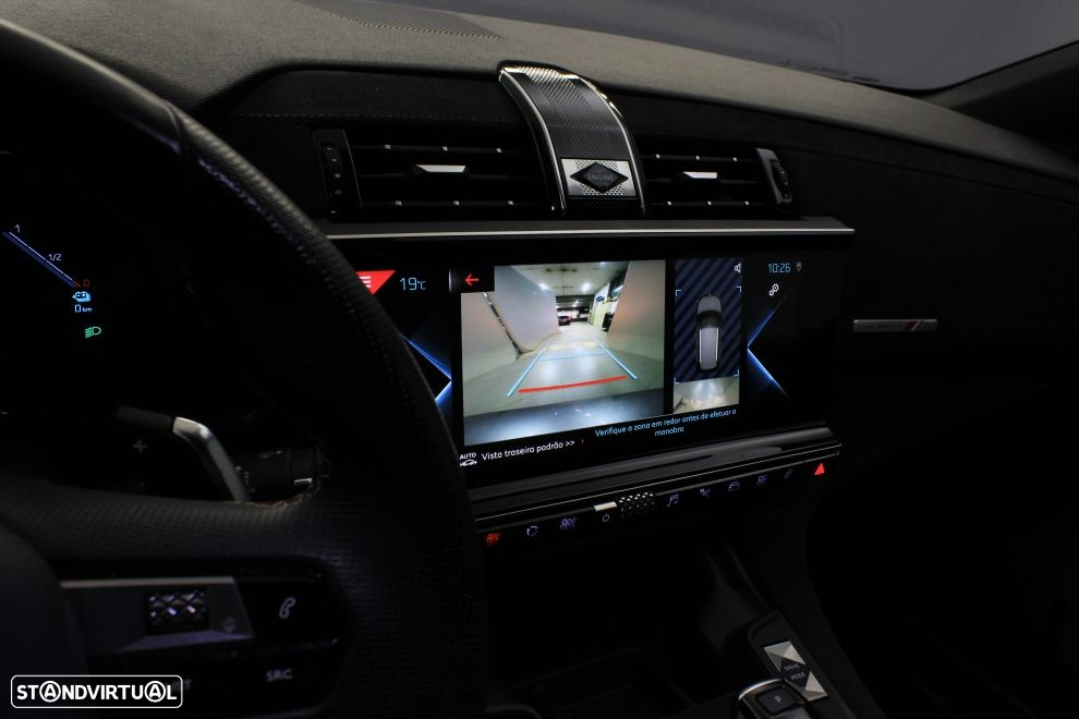 DS DS7 Crossback E-Tense Performance Line EAT8 - 17