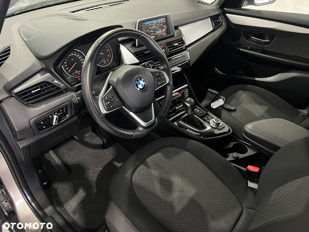 BMW Seria 2 218d Advantage sport - 14