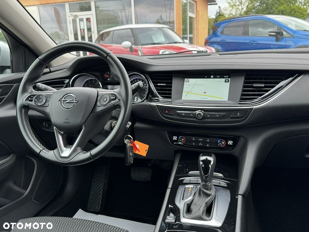 Opel Insignia - 24