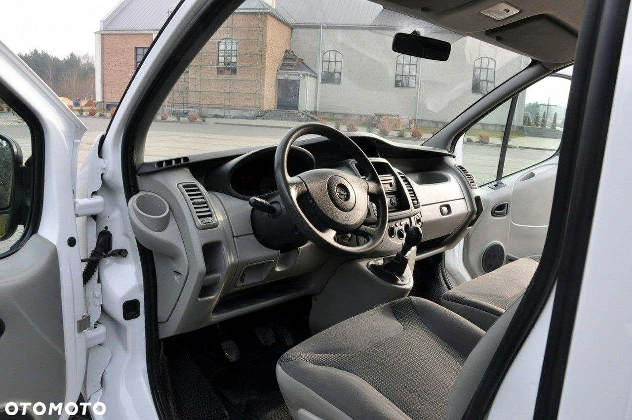 Opel Vivaro - 20