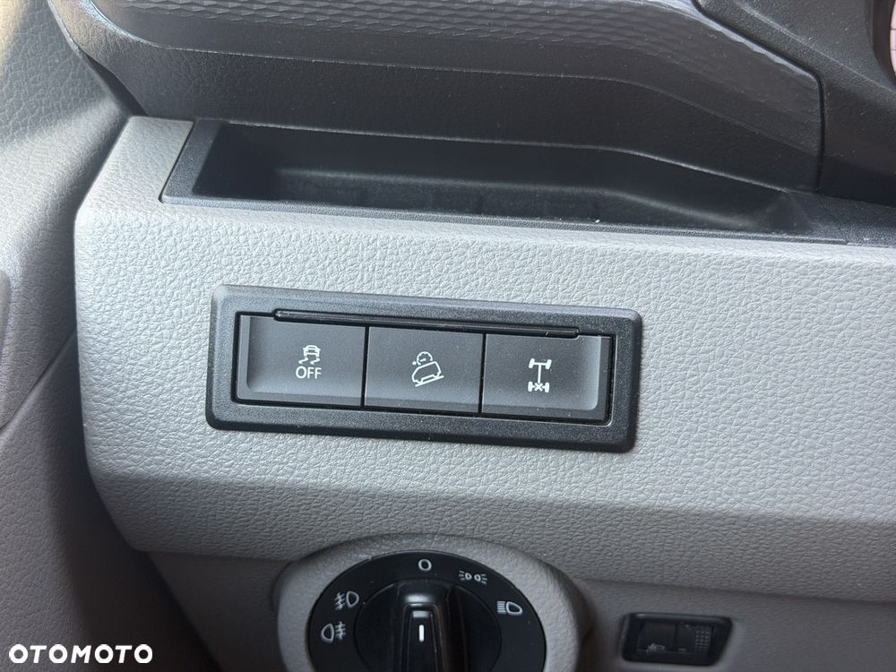 Volkswagen Transporter - 13