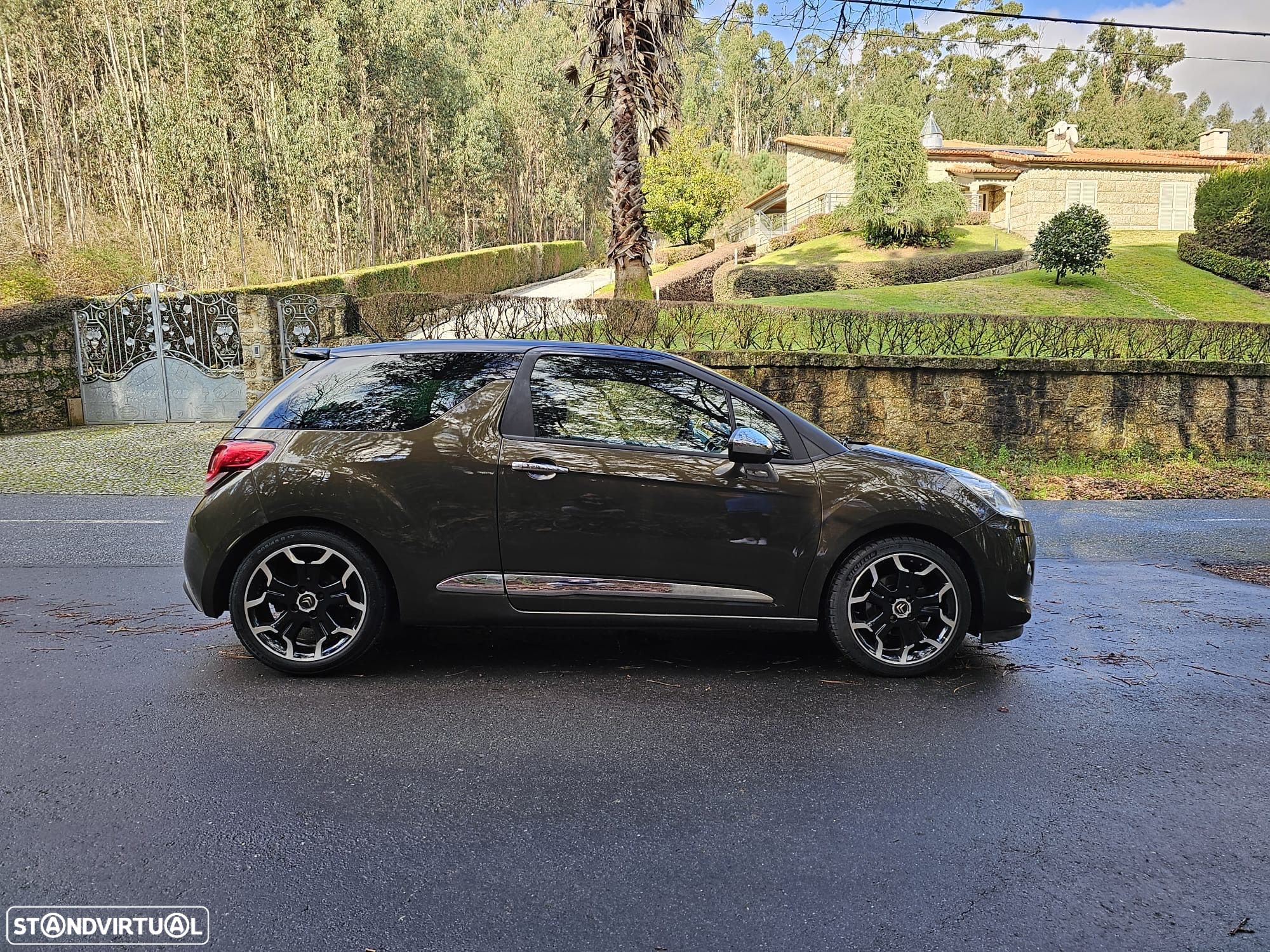 Citroën DS3 1.6 e-HDi Airdream Sport Chic - 1