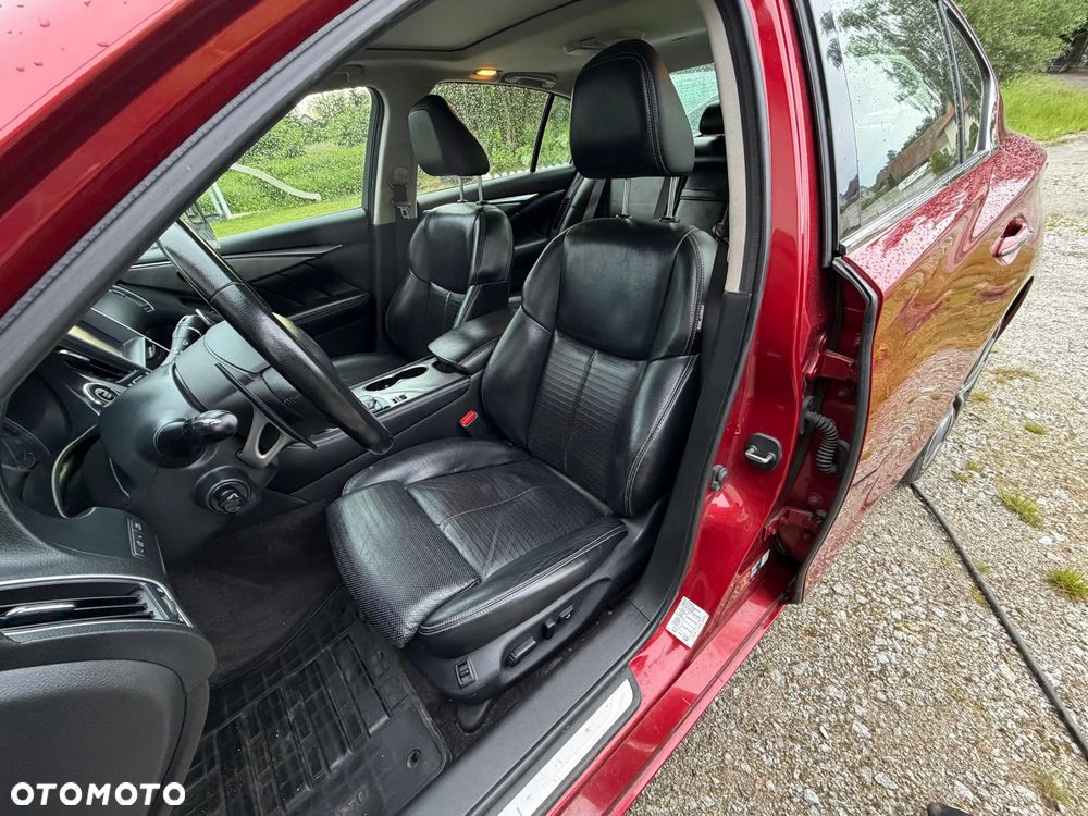Infiniti Q50 Q50S Hybrid AWD Sport Tech - 13